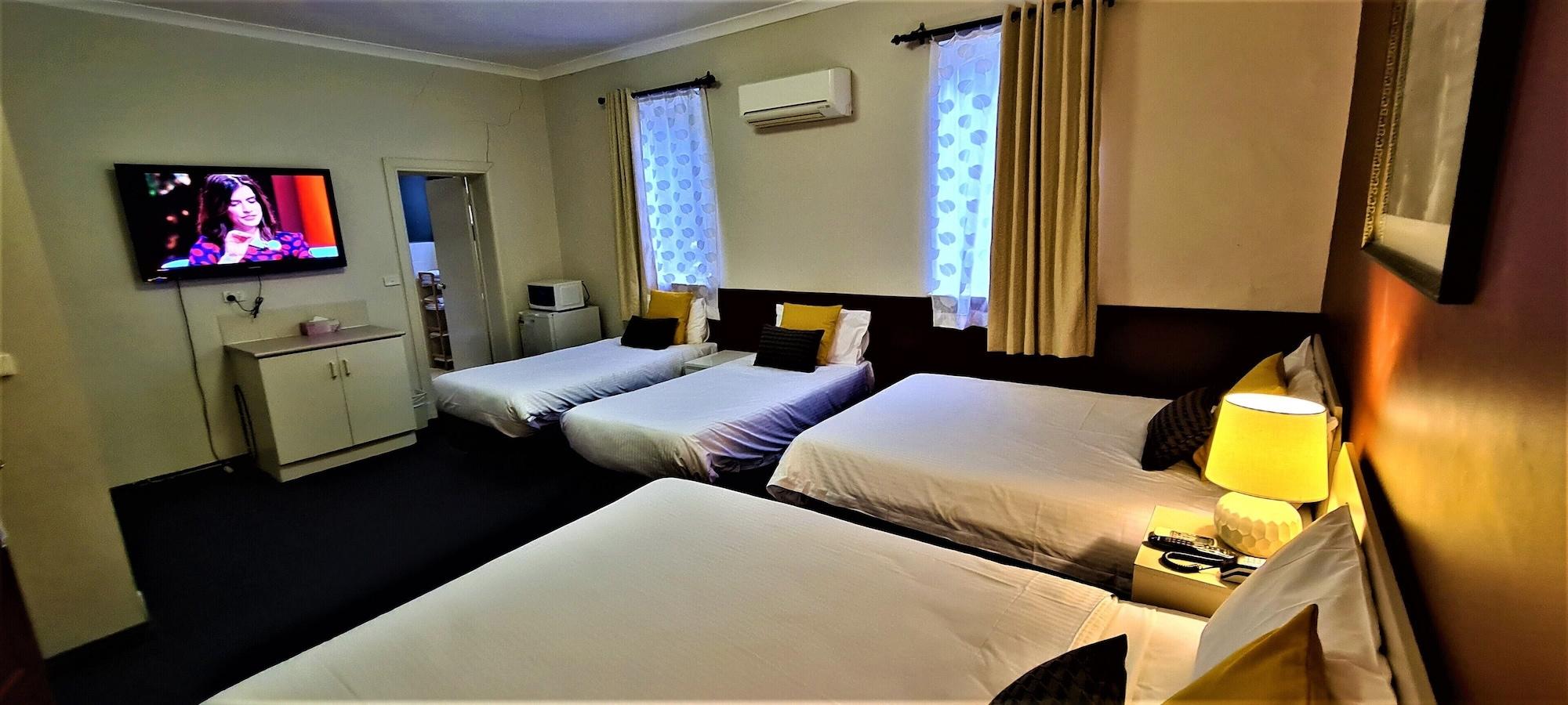 Brunswick Tower Hotel Melbourne Eksteriør billede